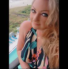 What are good places to eat, cultural events, and fun activities in Fort  Pierce?