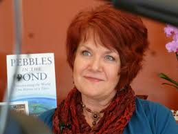 Julie Stamper's Instagram, Twitter & Facebook