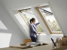 Das Perfekte Fenster Fur Penthauser La Velux Cabrio Balkon Wohnideen Fur Inspiration Sonnenkollektor Dachfenster Fenster