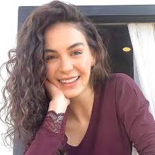 Kenza Bennani adlı kullanıcının Enregistrements rapides panosundaki Pin