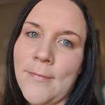 Nicole Ellinger's Instagram, Twitter & Facebook