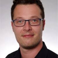 100+ "Robert Wolf" profiles