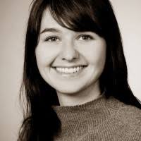 100+ Profile mit dem Suchbegriff „Fees“