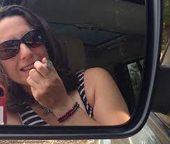 Rear View Mirror Make Up Tips: Secrets for an All Day Glow