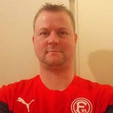 Neil Holmes (@NeilHol30655271)