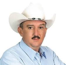 ULTIMAHORA Trasciende la ejecuc0n del ex alcalde de #Burgos, Tamaulipas  Jorge Eleazar Galván García, en el ejido La Colmena que está con rumbo a  Mendez,autoridades ya se encuentran en el lugar haceindo