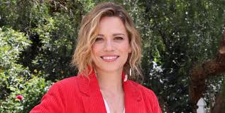 Off of her limited edition album released in 2005. Bethany Joy Lenz Gives You A Behind The Scenes Look At Your Favorite Hallmark Movies