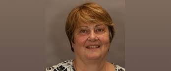 Virginia Lang's Instagram, Twitter & Facebook