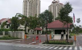 A gated community is a residential community basically have one gate to enter. Https Rvijayan Files Wordpress Com 2012 04 Planning Guideline Gated Community And Guarded Neighbourhood Pdf