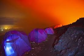 En janvier 2011, il s'est rendu dans les montagnes des virunga en république démocratique du congo pour photographier le cratère du volcan nyiragongo, dont la. Nyiragongo Volcan D R Kongo Africa Infos Volcanodiscovery