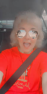 😍😍New Bobby's is so awesome! So much organic, all natural, vegan and  veggie, gluten-free etc etc. tons of things I've never seen in Tortola  before. The store is heaving with people but