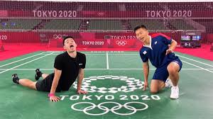 May 31, 2021 · 【now sports】快艇球星李安納錄得雙雙，協助球隊周日以106:81大炒獨行俠，場數追成2:2。這場西岸季後賽首圈第4戰，快艇乘game 3力克對手追成1:2的氣勢，繼續將士用命，4節得分都在獨行俠之上，當首節領先9分後，第2節拉開分差，完半場領先61:45，之後得分擴大，最終快艇大勝106:81。李安納（kawhi. Itsnrd Ie9eaqm