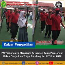 Kontingen Tenis Pengadilan Negeri Tasikmalaya mengikuti upacara Pembukaan  turnamen tenis KPT Cup III