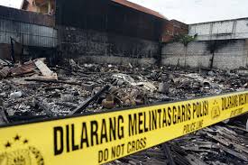 Pt prakarsa alam segar (pas) merupakan salah satu produsen produk mie instan terbesar di indonesia yang didirikan tahun 2003 dengan brand mie sedap. Kebakaran Pujasera Dekat Mie Sedap 8 Warkop Dan 54 Motor Hangus Gresik News
