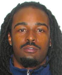 Murder SuSpectS Sought