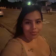 Who would win in a race between Roadrunner and Speedy Gonzalez?