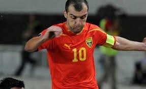 A brace from goran pandev sees napoli ease to victory at genoa to move top of italy's serie a on pandev doubled his tally after lorenzo insigne lifted a ball into the area for pandev to smash across. Pandev Compie Una Impresa I Napoletani Grande Goran In Azzurro Ti Negarono Una Grande Gioia Areanapoli It