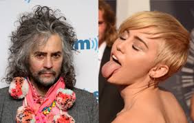 Vocalista do Flaming Lips e Miley Cyrus são BFFs