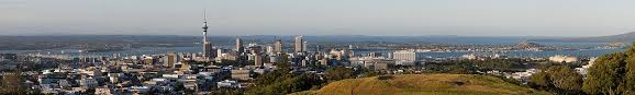 Auckland is a large metropolitan city in the north island of new zealand. Auckland Wikipedia A Enciclopedia Livre
