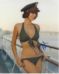 Who is catherine bell and what did she do? Autographed Catherine Bell Memorabilia Signed Photos Other Items