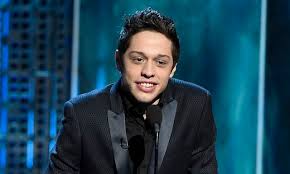 Davidson had a long road of mental health challenges and unexplained symptoms before he was diagnosed with bpd at age 23. Aufregung Im Web Nach Instagram Posting Grosse Sorge Um Pete Davidson Kleinezeitung At