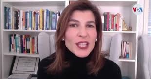 1 Gaby Romo: “Hay que diferenciar el estar solo a sentirse solo”