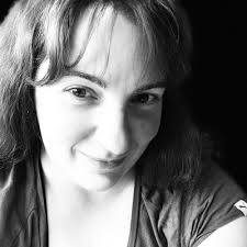 Har jag någon lärare i mitt nätverk som undervisar i Svenska på  gymnasienivå som är intresserad av att testa nytt material till hösten?  Skriv i kommentarsfältet så skickar vi ut fria refex