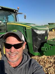 Dave Mulder (@dfoxmulder)