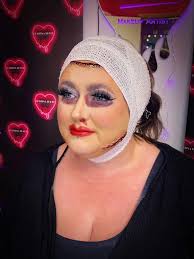 Charlie Rebecca Make Up