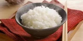 As cooked rice has absorbed water is much heavier. How Many Calories In One Cup Of Rice Bellyfatzone Blogs