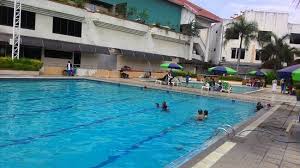 Kolam Renang Picture Of Surabaya Suites Hotel Tripadvisor