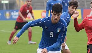 May 13, 2021 · i più giovani a esordire in serie a: Inter Mailand Pietro Pellegri Vom Fc Genua Auf Dem Schirm