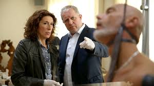 Das wetter bietet raum für spekulationen, deswegen sind aufzeichnungen so wichtig. Tatort Aus Wien Faktencheck Zu Musik Aus Osterreich Der Spiegel