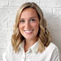 Jennifer Abshire's Instagram, Twitter & Facebook