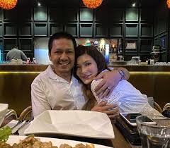 Namun kini mona allen kembali semula memeriahkan industri hiburan tanahair selepas lebih 15 tahun menyepi. Confirm Ada Crusshh Setiap Bl0k Sekolah Masa Ni Cantik Dulu Kini Selamanya Gitchewww Berita Kopak