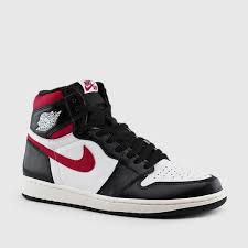 Black And White Nike Air Jordans Air Jordans 1 Black White Sail Gym Red In 2020 Jordan 1 Black Cute Nike Shoes Nike Shoes Outfits