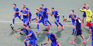 Het was met andere woorden niet de vraag óf de rode duivels zich donderdag al zouden plaatsen voor. Oranje Wint Verhitte Broederstrijd En Pakt Finaleplaats Op Ek