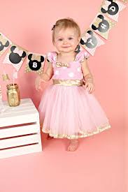 Minnie finally completes the pink sweater she's been making for pluto. Pink And Gold Minnie Mouse Dress Off 64 Medpharmres Com