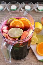 How to make white sangria. Pin On Drinks