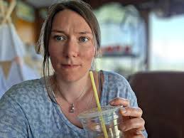 Selfie sharing for anxiety relief