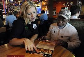 Este es de lejos el mejor de todos. Things Applebee S Employees Want You To Know Applebee S Employee Secrets