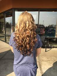 Reverse Ombre Blonde To Brown Created By Stylist Corin Colors By Kim Hair Salon Day Spa In Trenton Mi Kim Hair Beliage Hair Hair