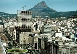 Szerezze be 20.280 másodperces (25 kép/s) cape town city centre, with című stockvideónkat. Trust Bank Absa Centre Going Up 1969 South Africa Photography Africa Photography Cape Town South Africa