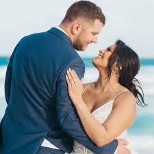 Marie Lyles (@mirelesimarie)