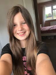 Can anyone make my daughter's hair pink or a funky colour??? Want to freak  her daddy out 😆 tried to do it