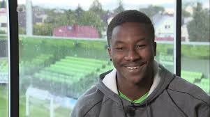 Adriel d'avila ba loua (born july 25, 1996) is an ivorian football player who has previously played in the summer of 2016, ba loua changed to vejle boldklub. Ceskou Ligu Mu Poradil Mavuba Chci Nekdy Vyhrat Ligu Mistru Zasnil Se Karvinsky Stirek Ba Loua Ct Sport Ceska Televize