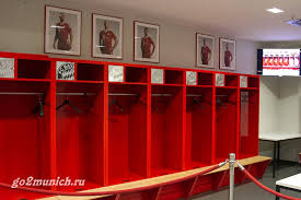 The allianz arena is a famous landmark in munich and the home of the football club fc bayern munich. Stadion Alyanc Arena V Myunhene Glavnoe Futbolnoe Pole Bavarii Go To Munich