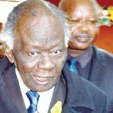 John Khaminwa: I will not sit down, while I was doing law, you (Prof Githu  Muigai) were still breastfeeding. The impeachment of the Deputy President  is not a small matter, let the