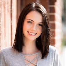 Ariel Hines's Instagram, Twitter & Facebook