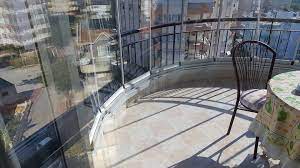 Balkonunuz oval, yamuk veya açılı fark etmeksizin cam balkon sistemleri uygulanabilmektedir. Oval Balkon Yapimi Her Sekil Balkona Uygulanir Atapen Cam Balkon Antalya Atapen Pvc Panjur Cam Balkon Ve Hareketli Kupeste Facebook